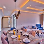 Caykoey 2 Bedroom Secluded With Private Pool Hot Tub Kalkan