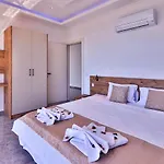 Caykoey 2 Bedroom Secluded With Private Pool Hot Tub Kalkan