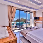 Caykoey 2 Bedroom Secluded With Private Pool Hot Tub Villa Kalkan