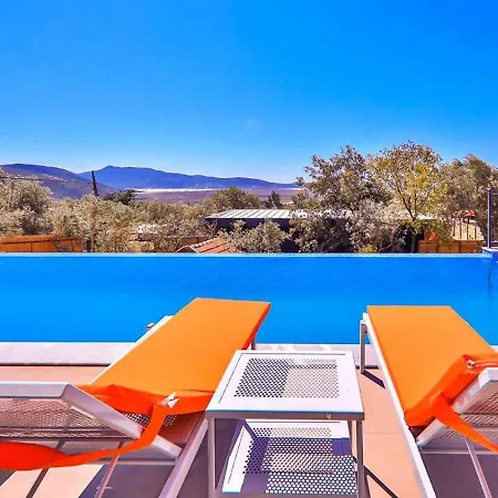 Caykoey 2 Bedroom Secluded With Private Pool Hot Tub *