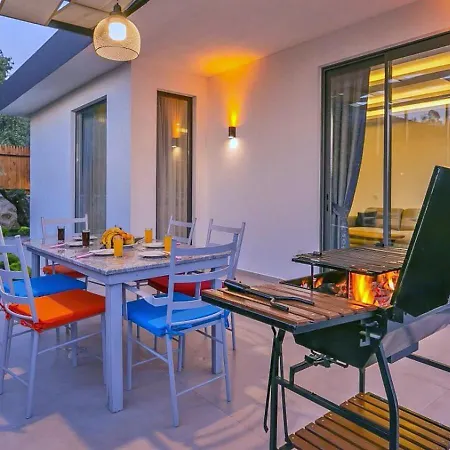 Caykoey 2 Bedroom Secluded With Private Pool Hot Tub *