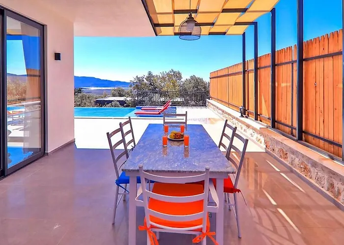 Caykoey 2 Bedroom Secluded With Private Pool Hot Tub Kalkan
