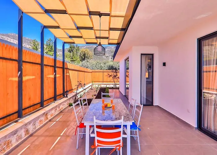 Caykoey 2 Bedroom Secluded With Private Pool Hot Tub Villa