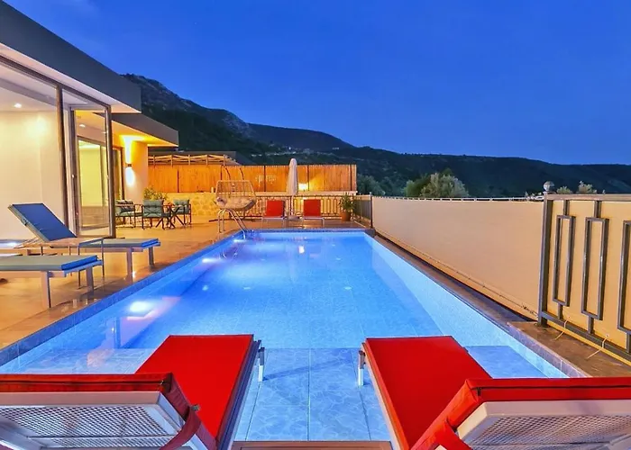 Caykoey 2 Bedroom Secluded With Private Pool Hot Tub Kalkan